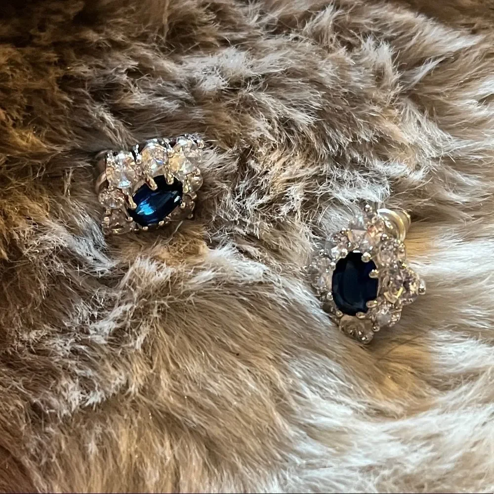 The Royal 925 Sapphire are Cubic zirconium estate inspired stud earrin…